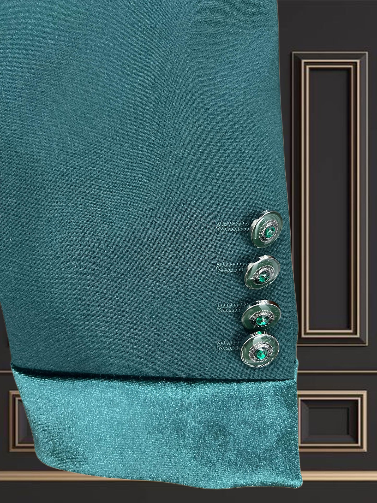 Luxury Emerald Green Velvet Tuxedo with Mandarin Collar