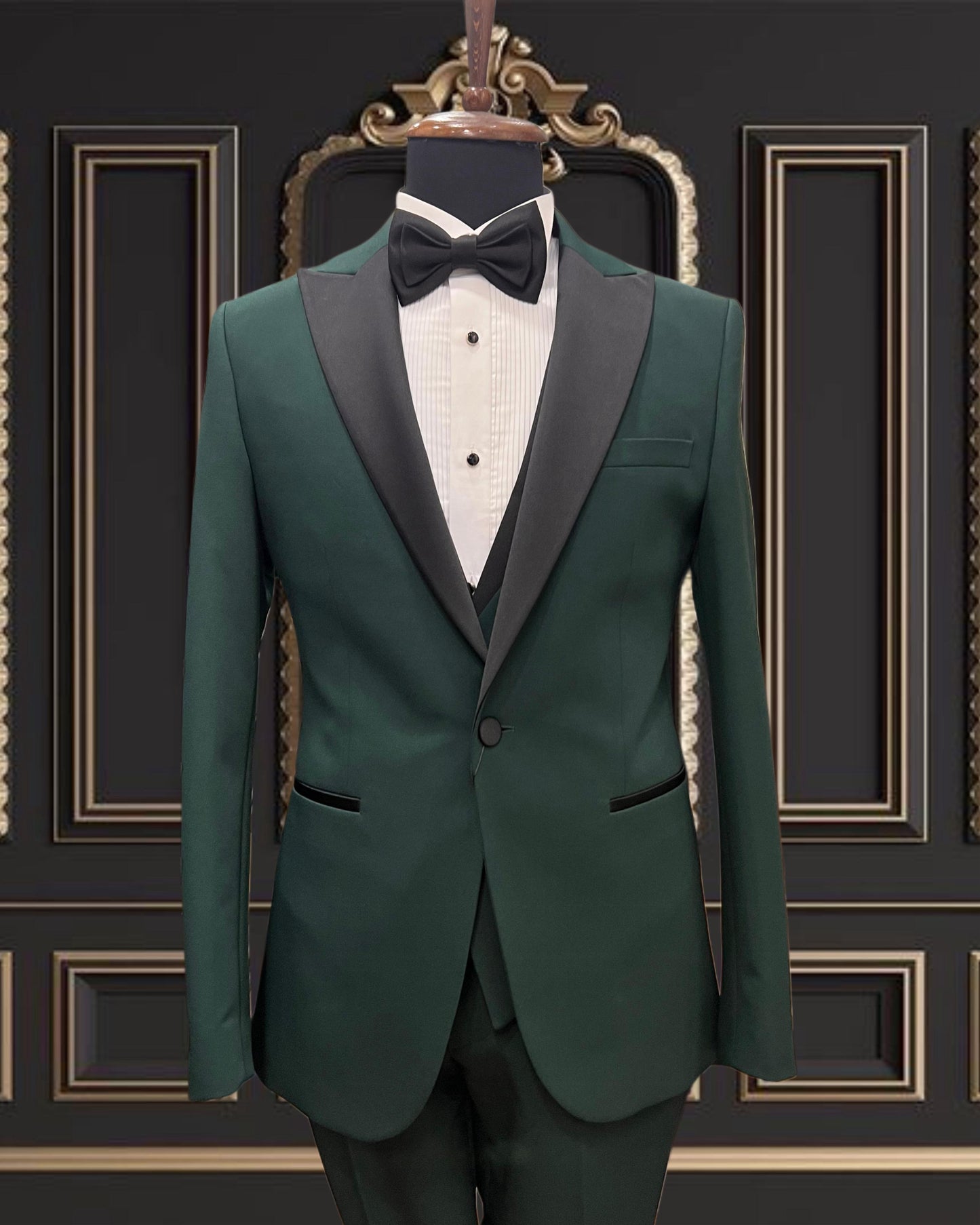 Men's Emerald Green Tuxedo with Peak Lapel – Wedding & Formal Wear
