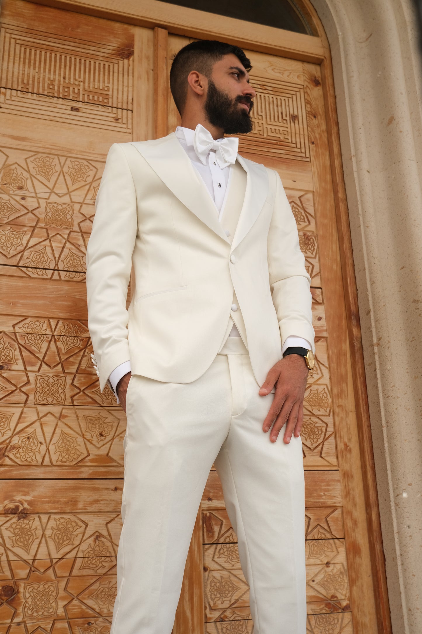 Premium Slim Fit all Off White Color Wedding Tuxedo _ White Peak  Lapel special sleeves