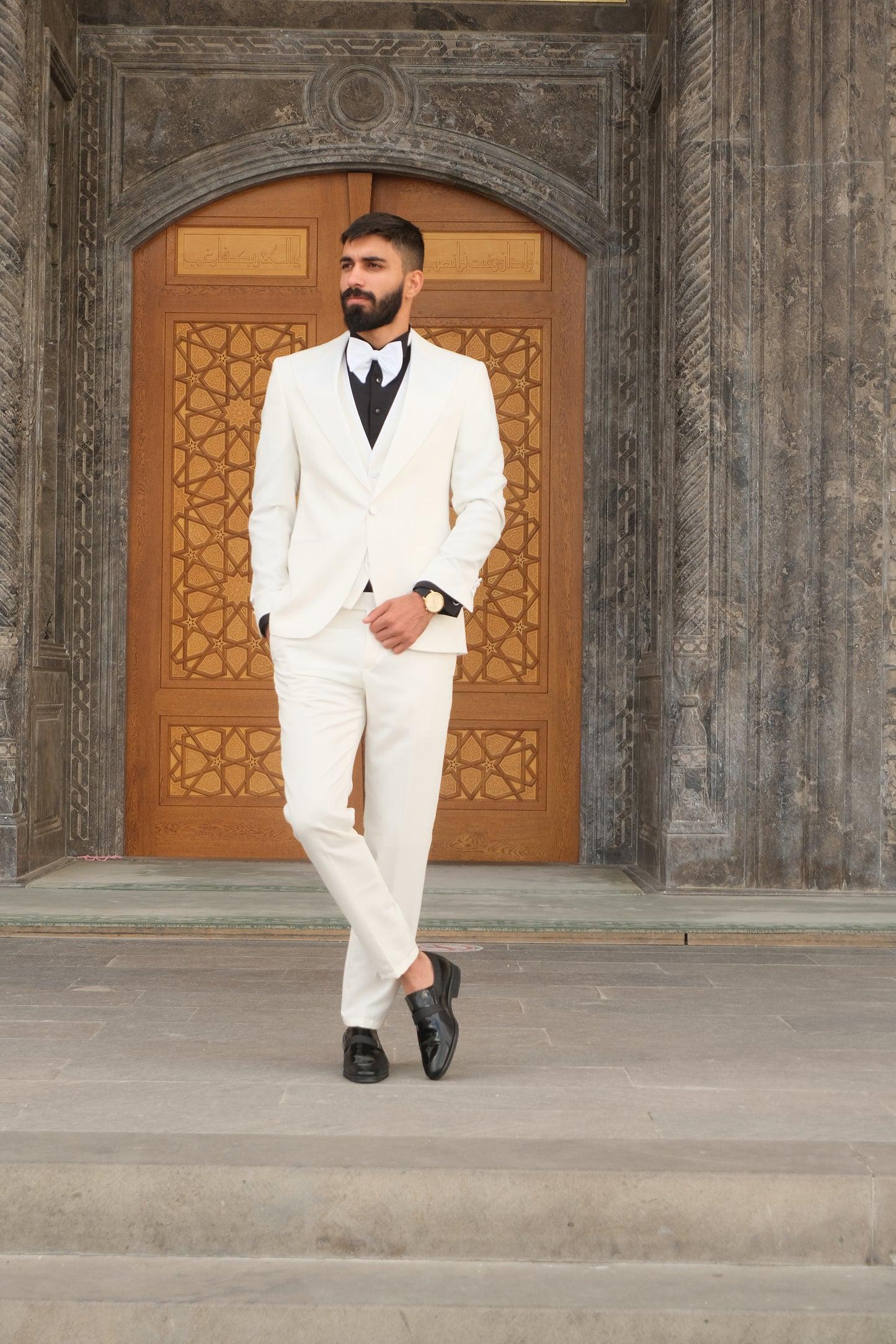 Premium Slim Fit all Off White Color Wedding Tuxedo _ White Peak  Lapel special sleeves