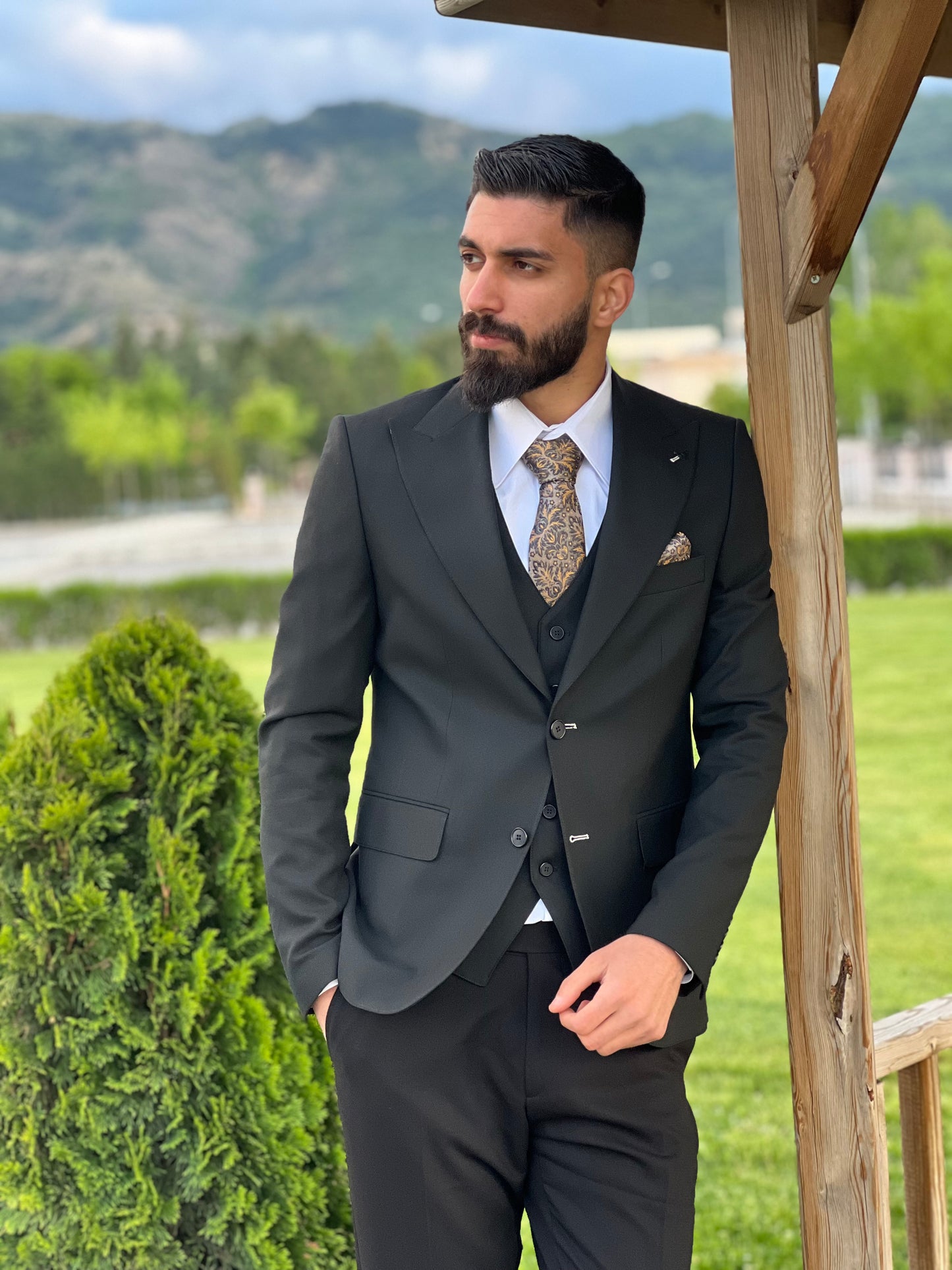 Mens Slim Fit Black Color Suit | 3 Piece Wool Suit premium 4 way stretch