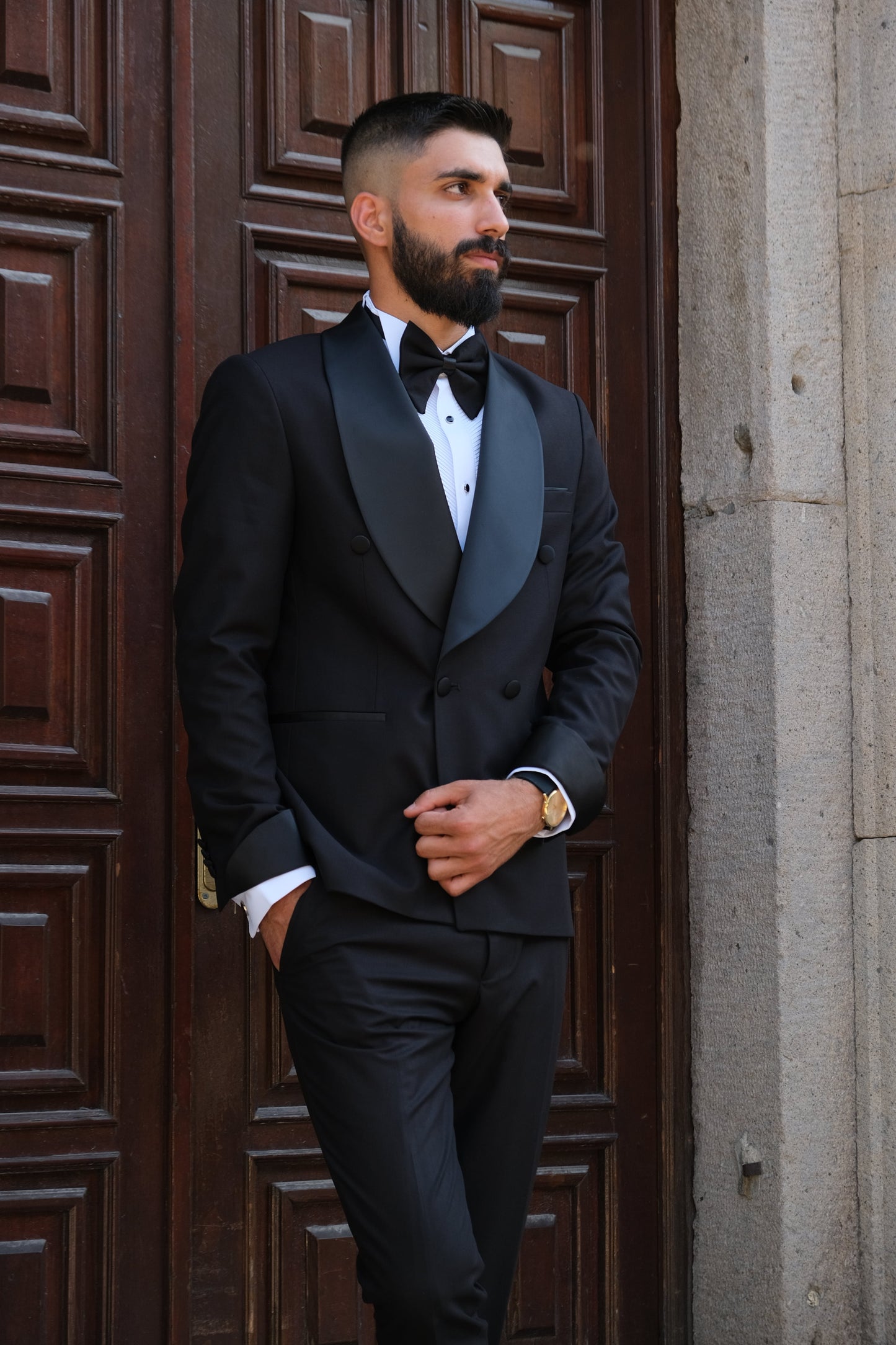 Men’s Black Double-Breasted Slim Fit Tuxedo – Classic & Elegant