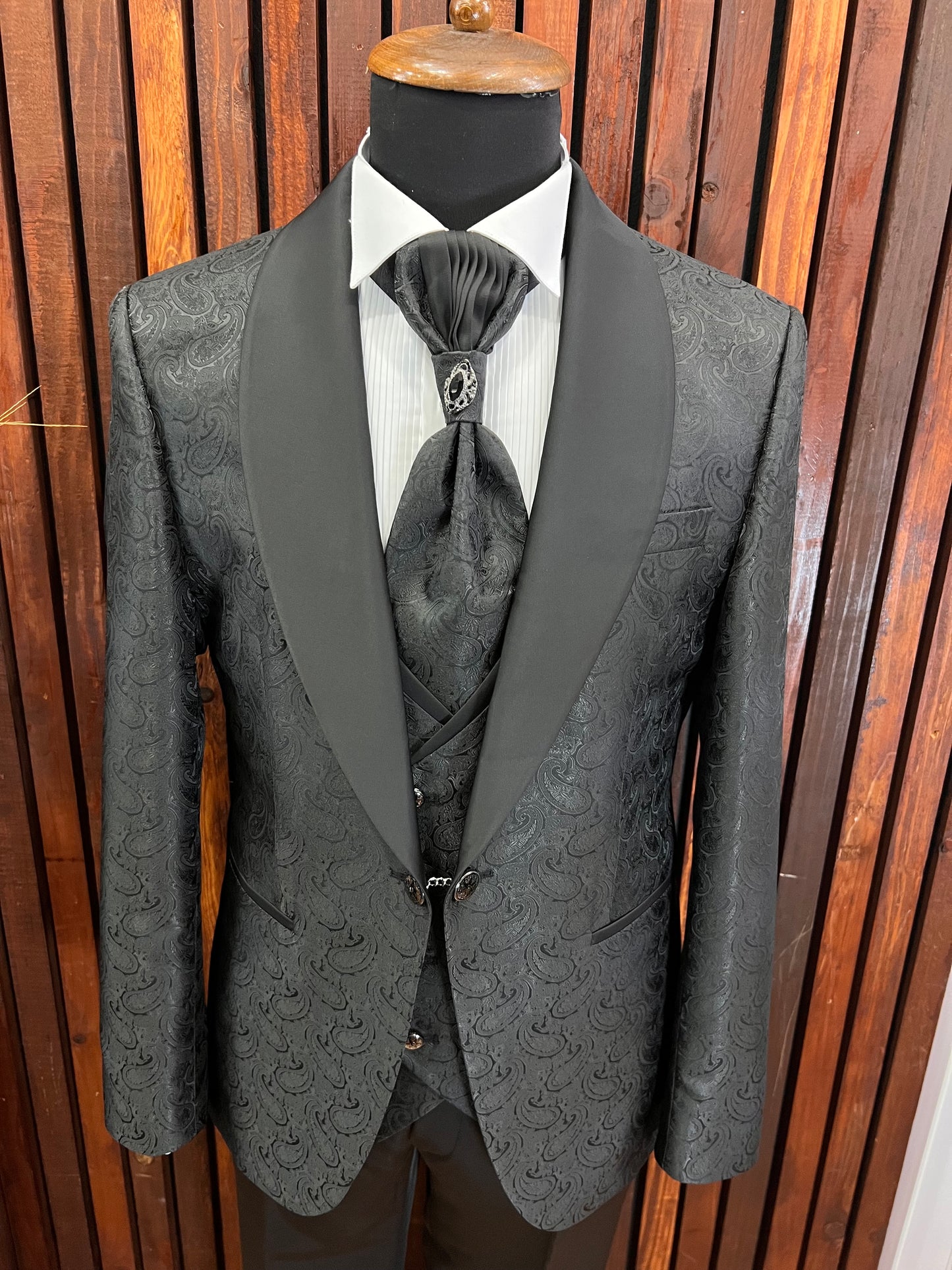 Mens Slim Fit Black Tuxedo | Shawl Lapel Floral Tuxedo | Wedding & Special Events