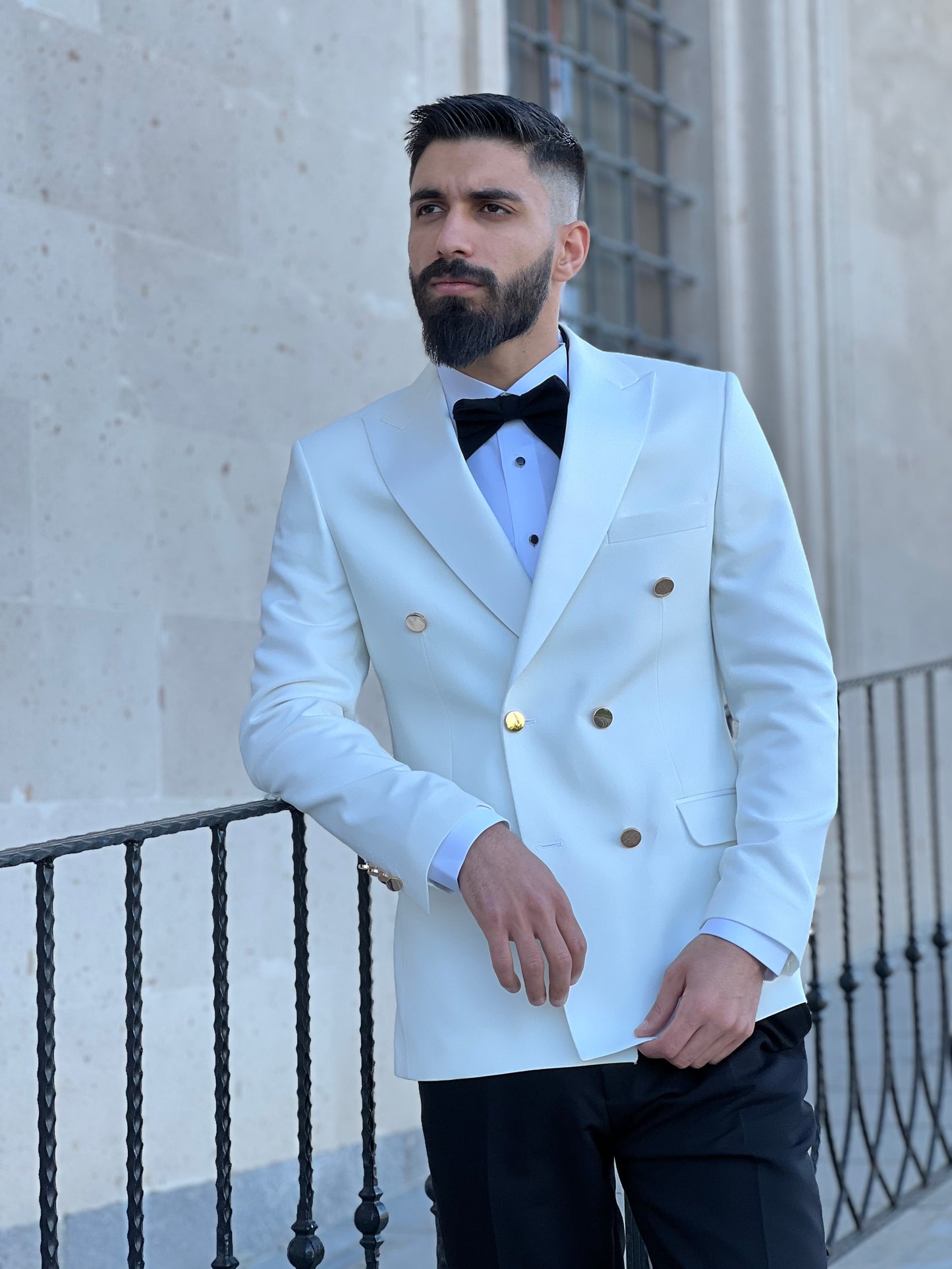 Slim Fit Off White Double Breasted Tuxedo Gold Buttons with Peak Lapel for Wedding and special occasions