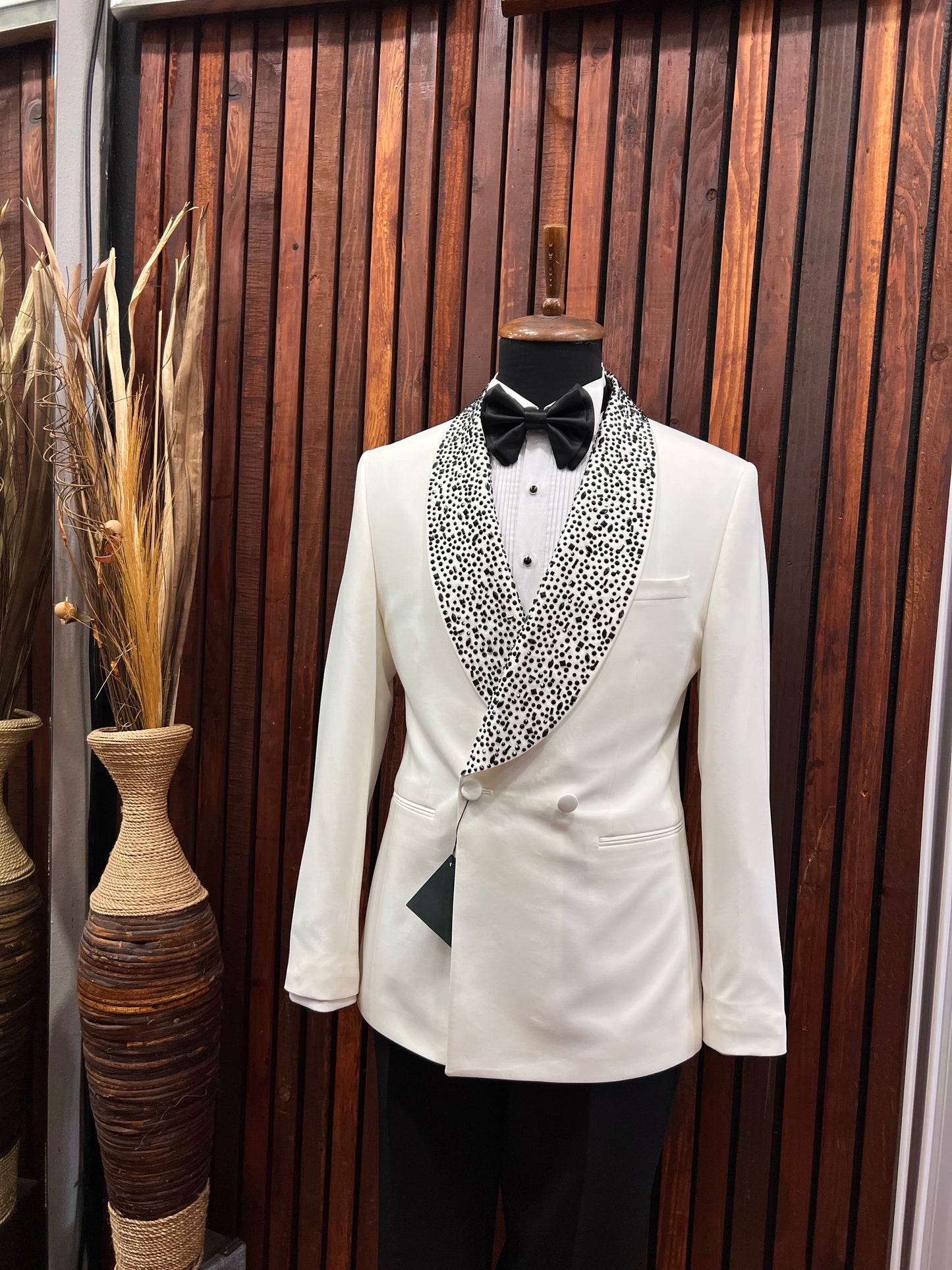 Men's Off-White Ivory Tuxedo with Rhinestone Shawl Lapel for Weddings & Formal Events - Elegance Factory