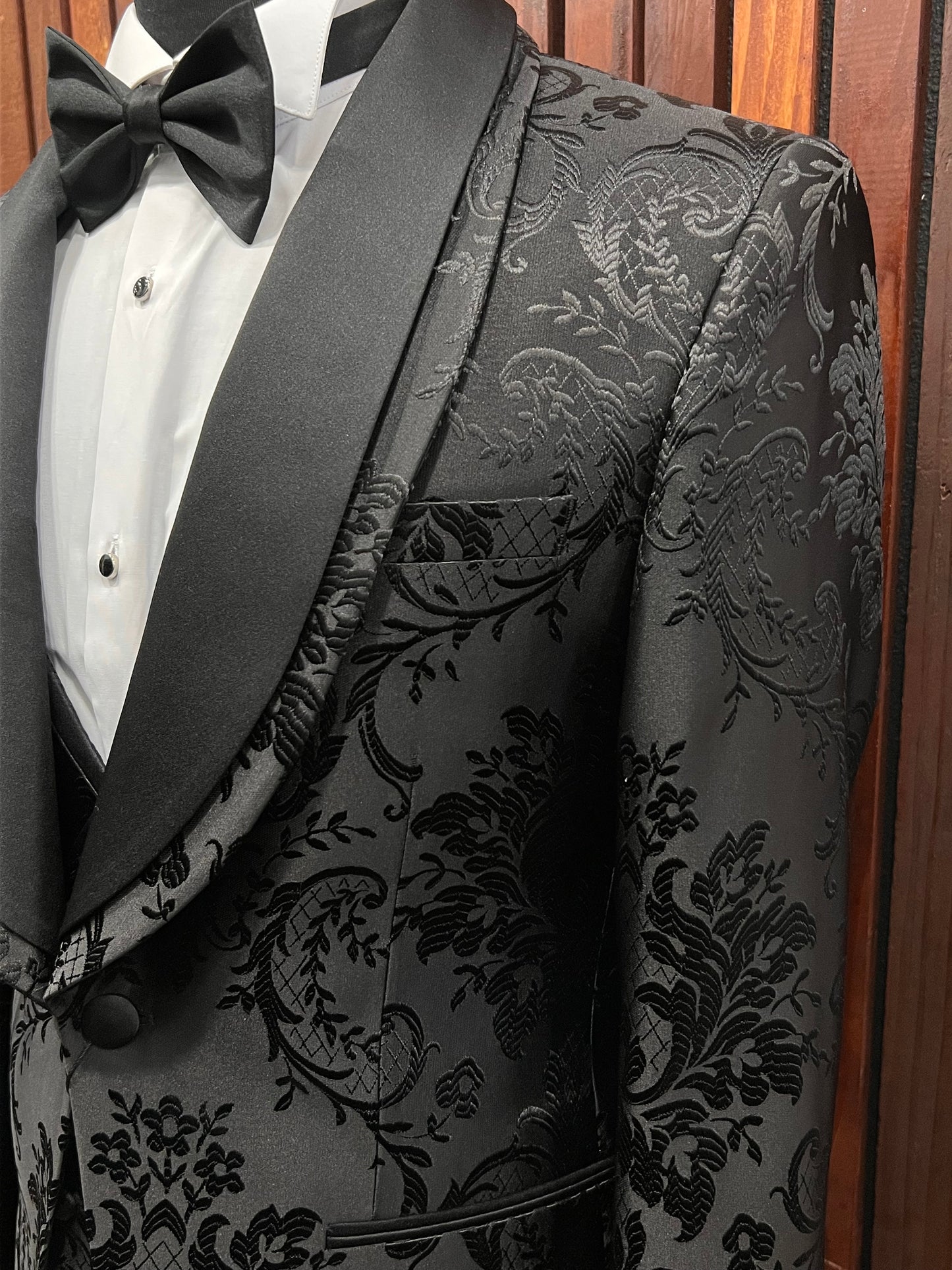 Premium Black Floral Shawl Lapel Tuxedo for Men – Elegant & Modern