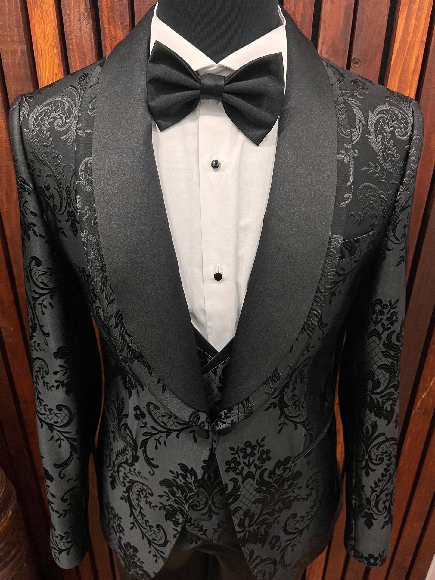 Premium Black Floral Shawl Lapel Tuxedo for Men – Elegant & Modern