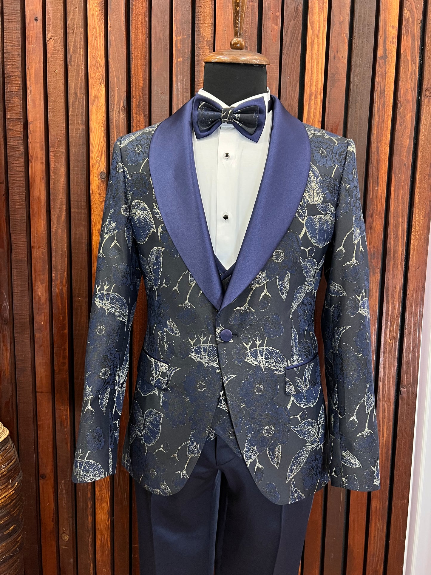 Men's Blue & Gold Floral Tuxedo With Shawl Lapel for Weddings and Prom - Elegance Factory