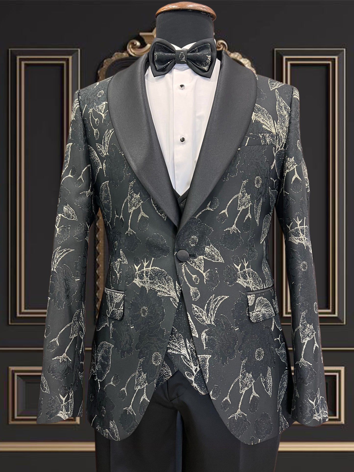 Premium Men's Black and Gold Floral Shawl Lapel Tuxedo – Slim Fit Formal Wear