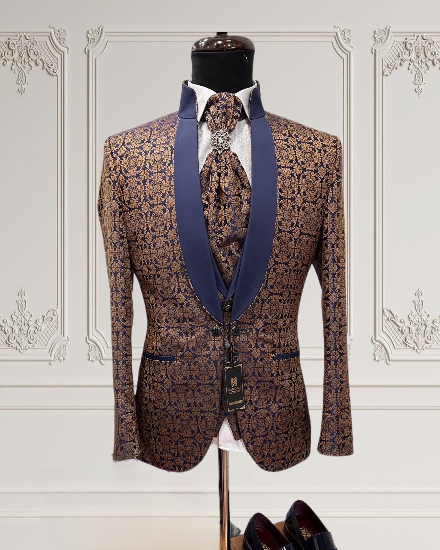 Men's Slim Fit Jaguar Dinner Tuxedo – Gold & Blue Mandarin Collar