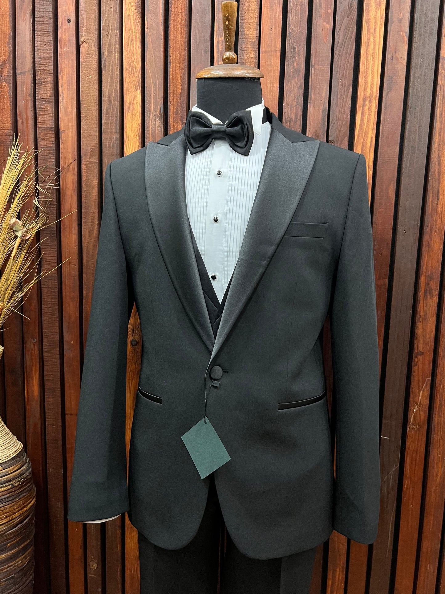 Men’s Black Tuxedo with Satin Peak Lapel | Super Stretch Slim Fit Tuxedo