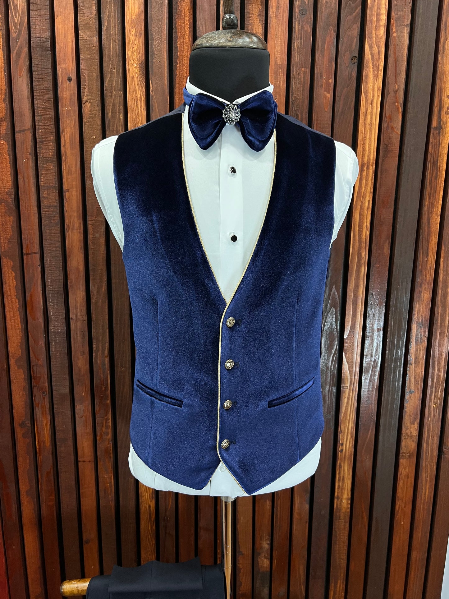 Men's Royal Blue Velvet Tuxedo | Luxury Slim Fit Formalwear