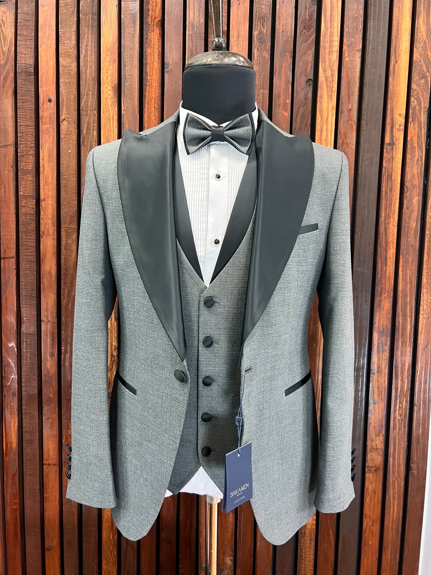 Men's Grey Slim Fit Tuxedo | Elegant Formalwear